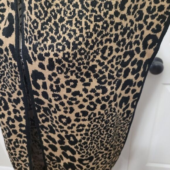 Michael Michael Kors leopard print scarf - Picture 2 of 5